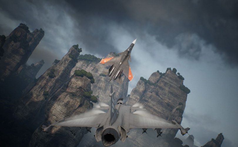 ACE COMBAT 7: SKIES UNKNOWN – Un trailer per il DLC 4: Unexpected Visitor