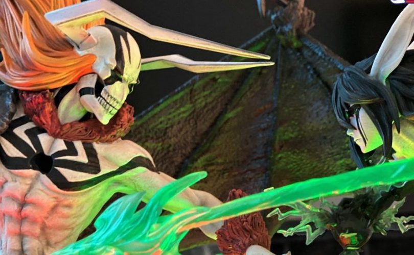 Figurama Collectors BLEACH Ichigo VS Ulquiorra Elite Fandom Statue