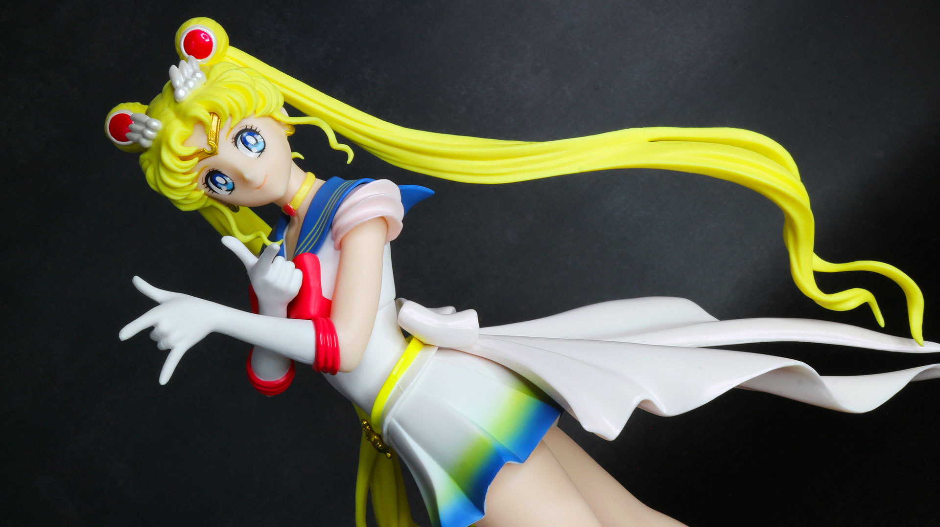 Sailor Moon Eternal limited Figure series GLITTER & GLAMOURS Type B