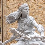 Horizon Forbidden West: una statua di Aloy a Firenze per celebrare il lancio del gioco