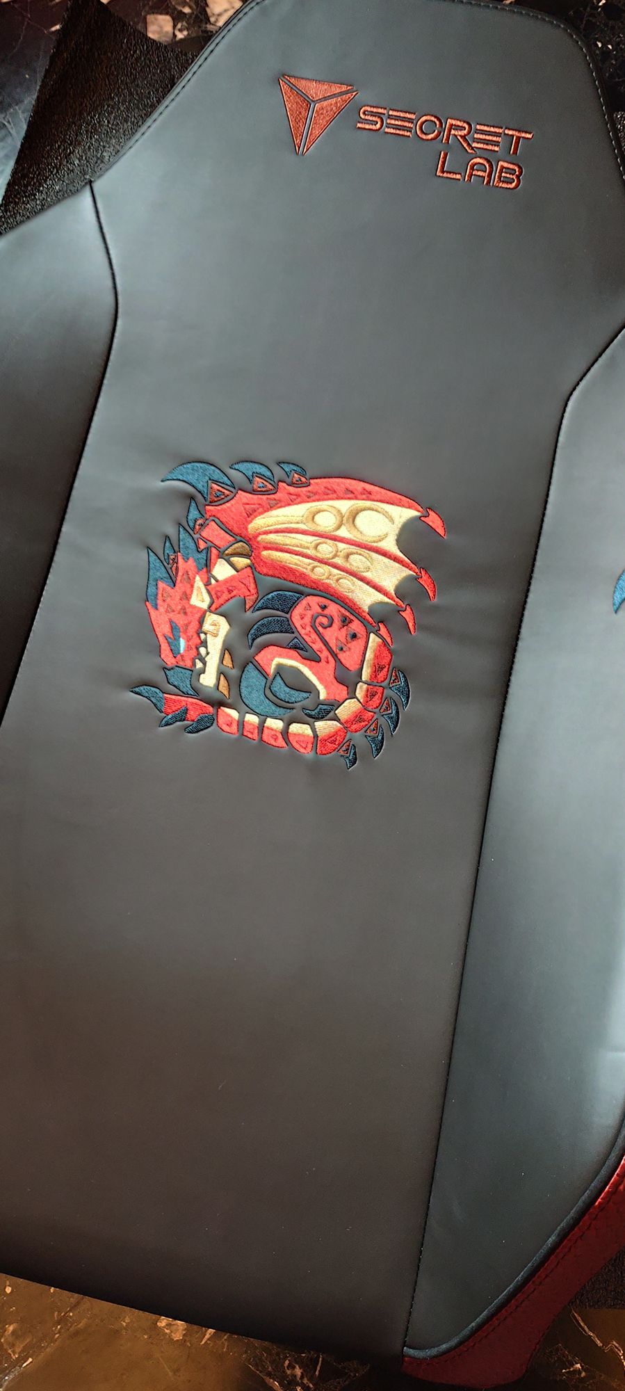 Secretlab TITAN Evo Rathalos