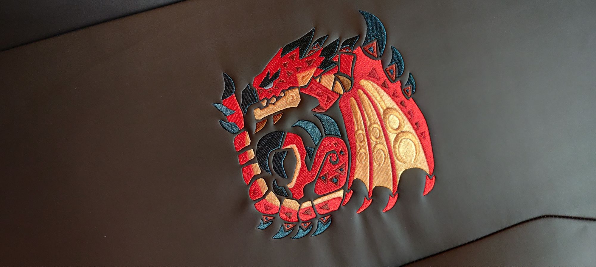Secretlab TITAN Evo Rathalos